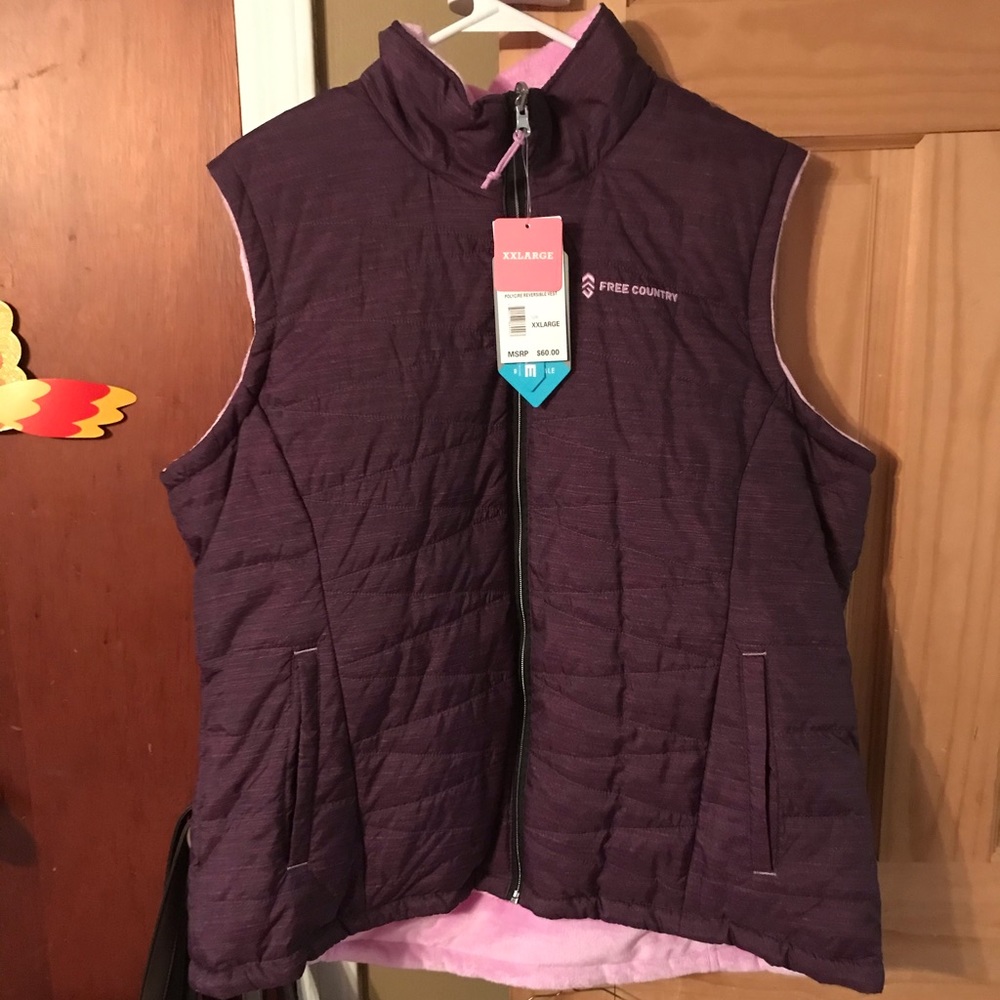 Women’s Free Country purple vest new with tags
